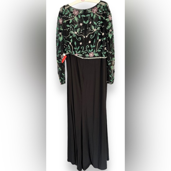 NWT MAC DUGGAL
STYLE 67870 🔥 Mother Of The Bride Dress 🔥 - Picture 6 of 8